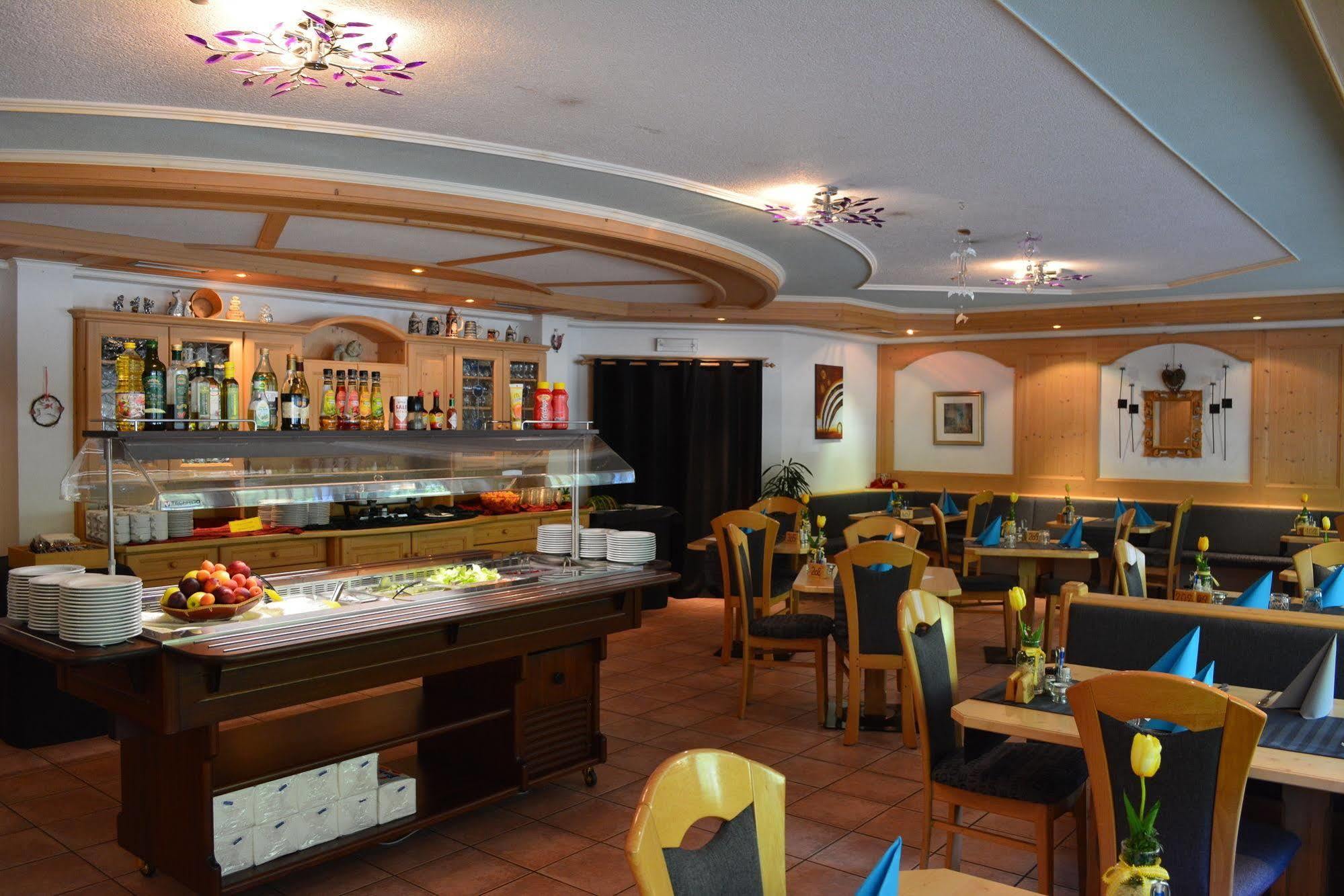 קדיפייטרה Hotel Sonja מראה חיצוני תמונה